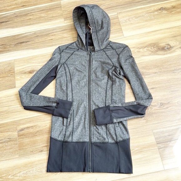 Lululemon Daily Practice Jacket
Heathered Herringbone Heathered Black Black - Picture 6 of 15